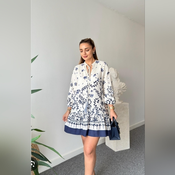Zara Dresses & Skirts - NWT Zara White and Navy Floral Linen Tunic Dress